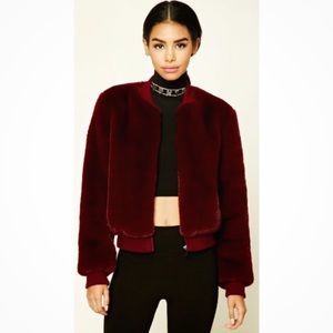 🌹Burgundy faux fur coat🌹